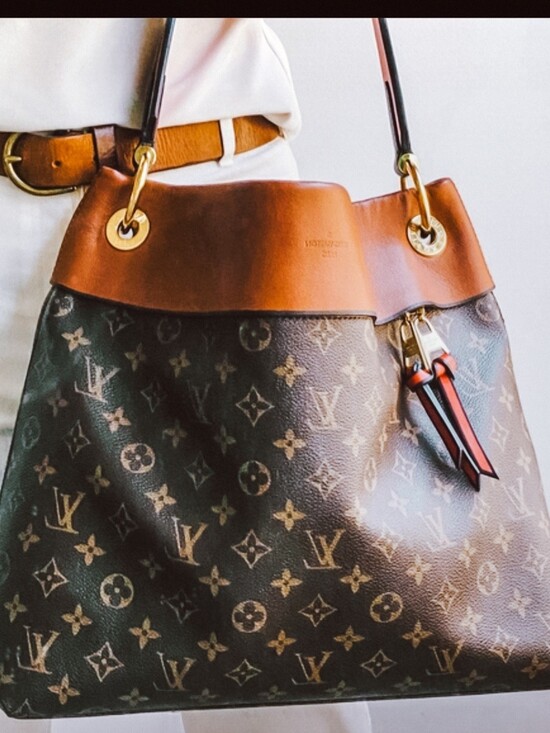 Louis Vuitton Handbags - Louis Vuitton Tuileries Hobo Bag .. Caramel, Red